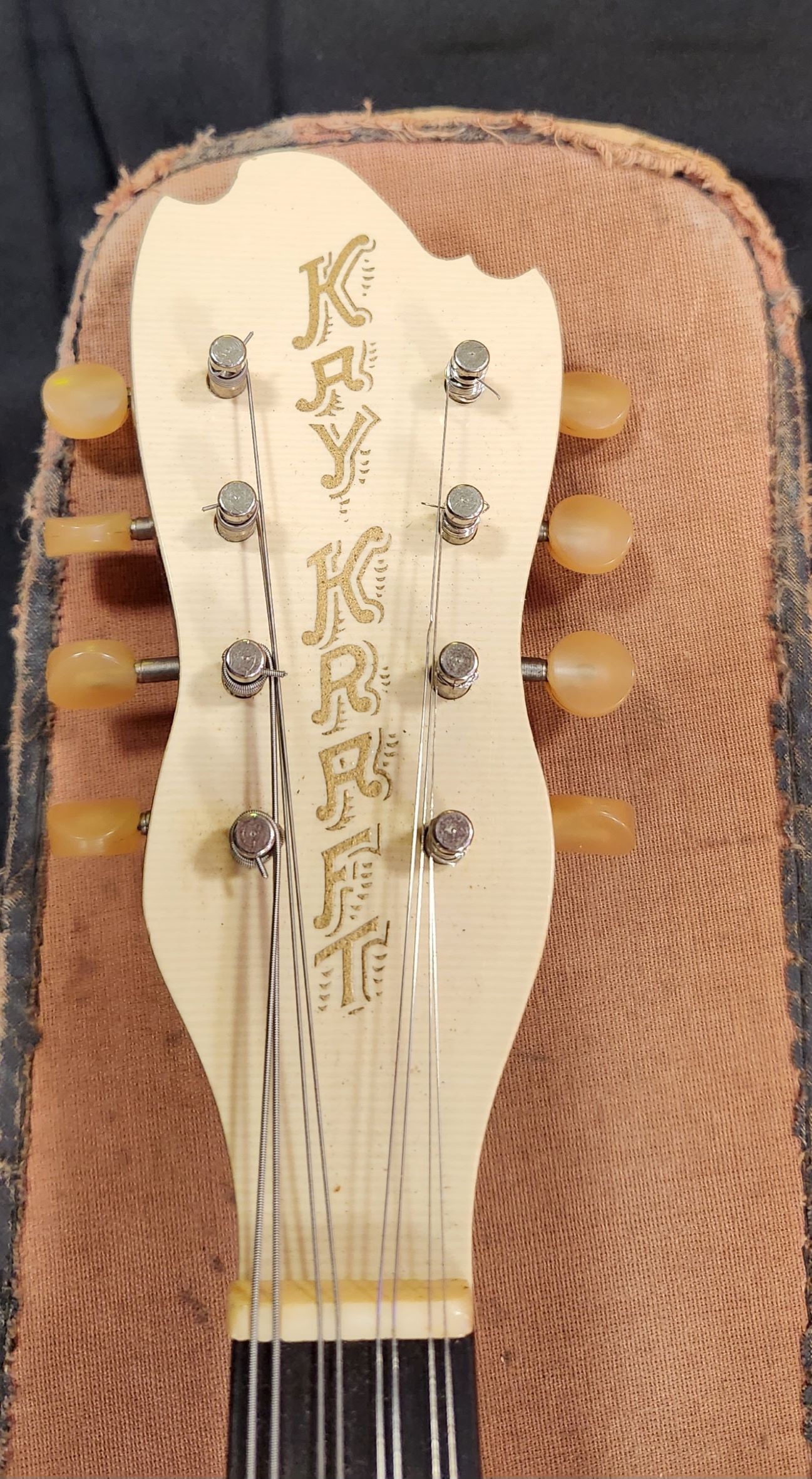 Rare! Kay Kraft Mandolin, 2 point Venetian - Image 4