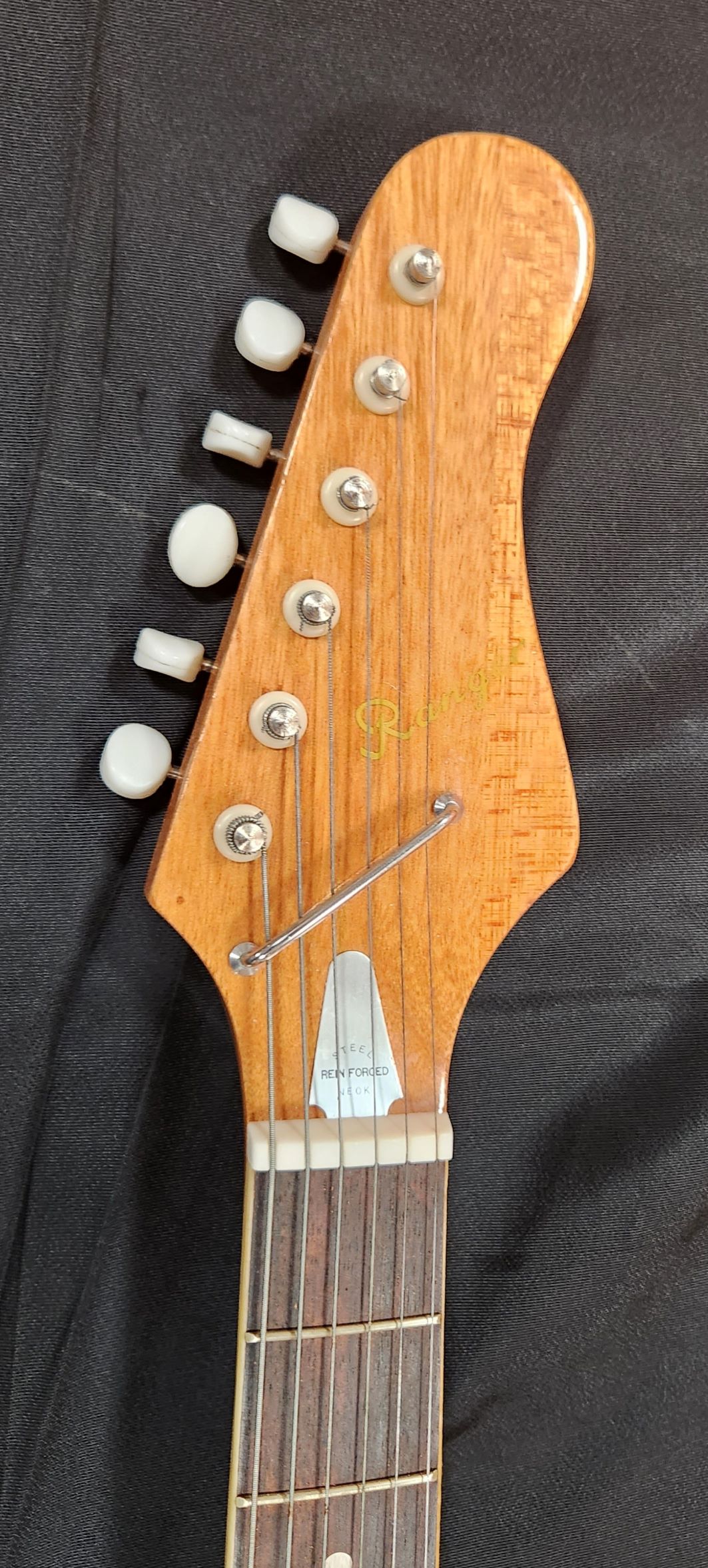 Vintage 1960's MIJ Ranger Kawai Teisco Electric Guitar Sunburst Gold Foil Pickup - Image 3