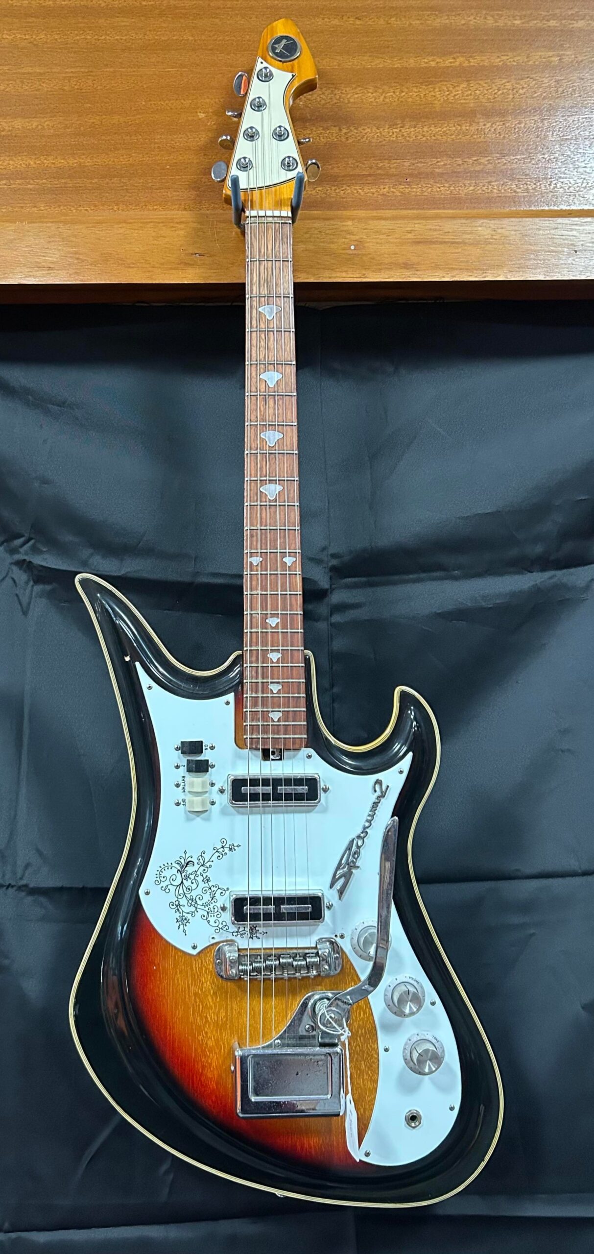 Teisco Spectrum 2 Sun Burst 1960’s WEST GUITAR CENTER