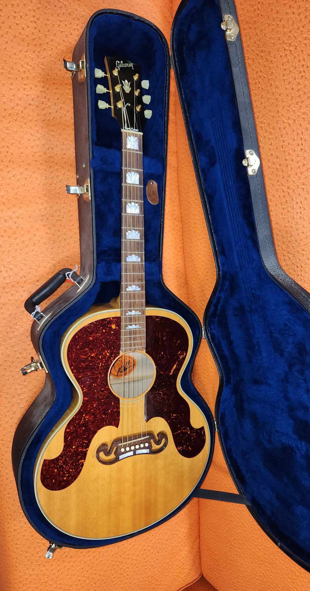 2003 Gibson J-180 Dwight Yoakam Signature Model w/Case | WEST