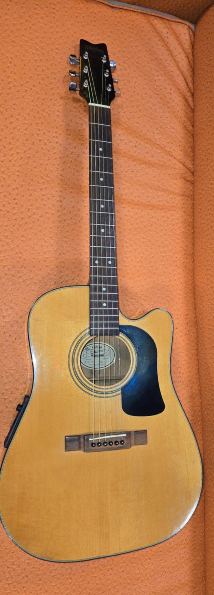 Washburn D-10S/ DLトップ単板♪グローバーペグ♪HC付き！低弦高 Washburn WI64 DL Quilt Top Electric Guitar w/case
